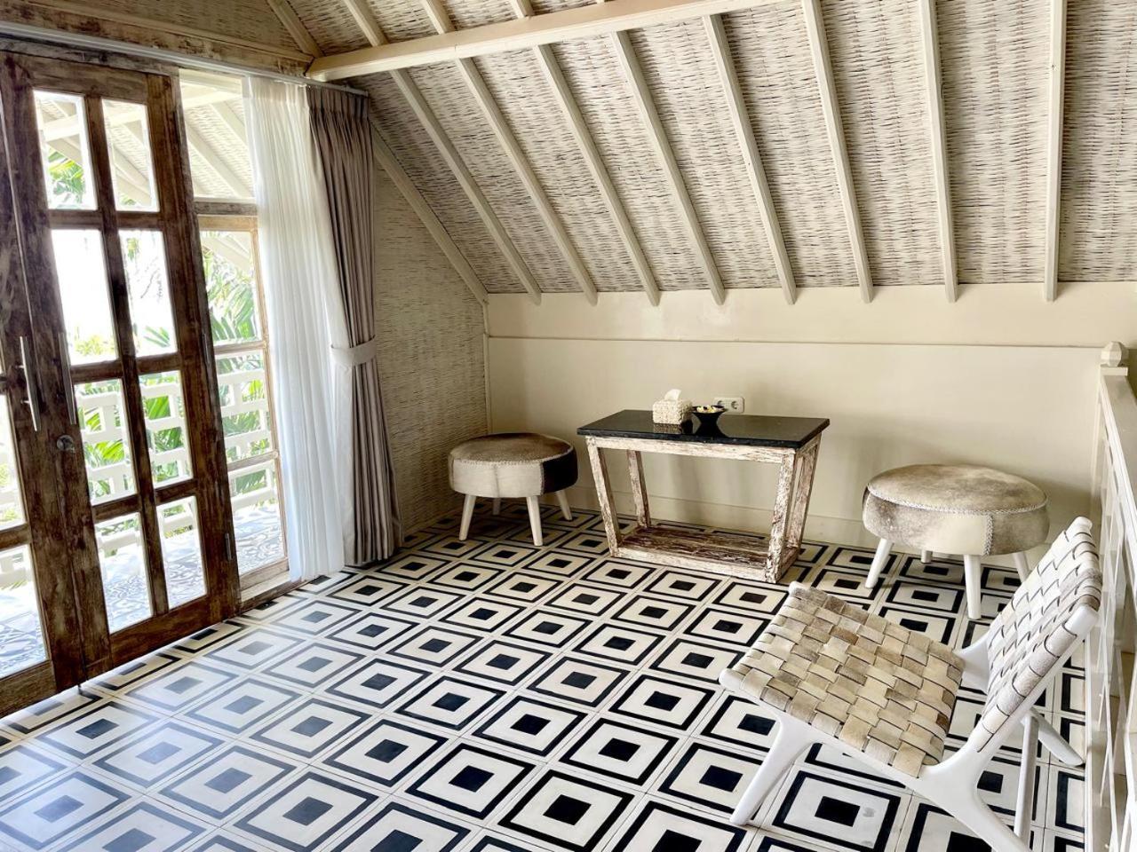 Dhauteya Villa Ambat ภายนอก รูปภาพ