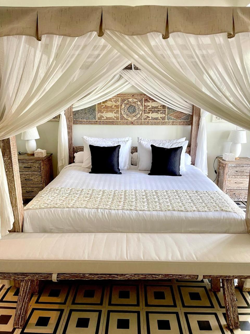Dhauteya Villa Ambat ภายนอก รูปภาพ